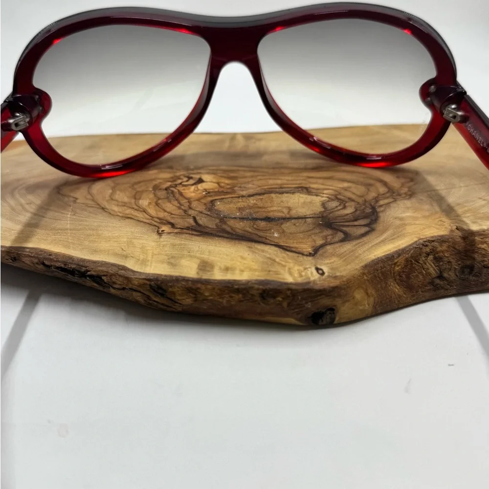 Authentic Chanel Y2K sunglasses - Picture 4 of 13